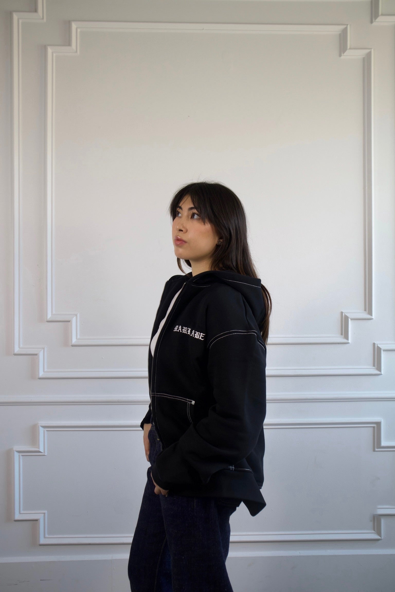 R2R FULL-ZIP HOODIE — BLACK